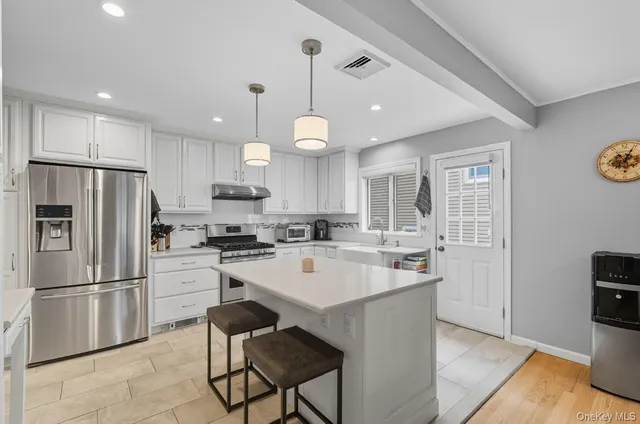 $899,000 | 12 Crestview Drive, White Plains, NY 10604