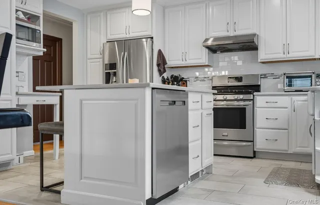 $899,000 | 12 Crestview Drive, White Plains, NY 10604