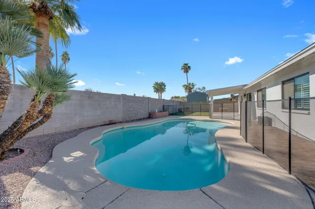 $549,900 | 1739 West Banff Ln., Phoenix, AZ 85023