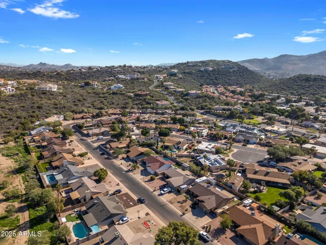 $549,900 | 1739 West Banff Ln., Phoenix, AZ 85023