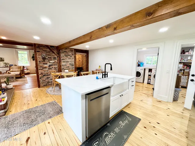 $3,500 | 675 Mac Elroy Road, Clifton Park, NY 12019