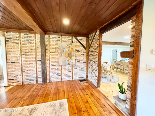 $3,500 | 675 Mac Elroy Road, Clifton Park, NY 12019