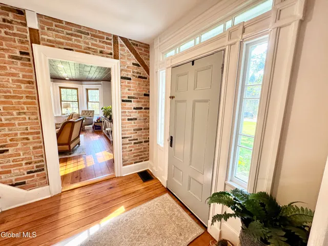 $3,500 | 675 Mac Elroy Road, Clifton Park, NY 12019