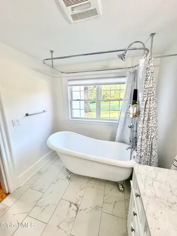 $3,500 | 675 Mac Elroy Road, Clifton Park, NY 12019