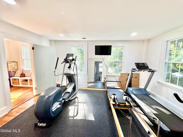 $3,500 | 675 Mac Elroy Road, Clifton Park, NY 12019