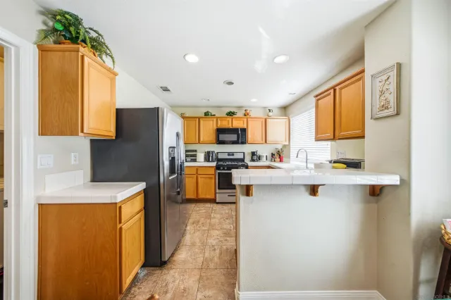 $615,000 | 40661 Cartier Street, Murrieta, CA 92563