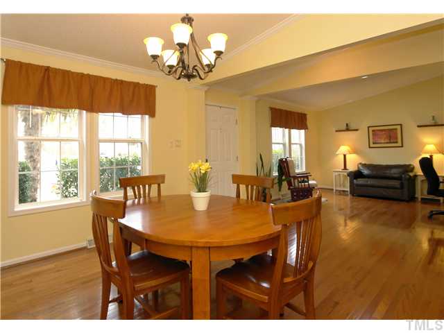 1208 Shackleton Road Apex, NC 27502 - Photo 5 of 25 Gallery Image 5