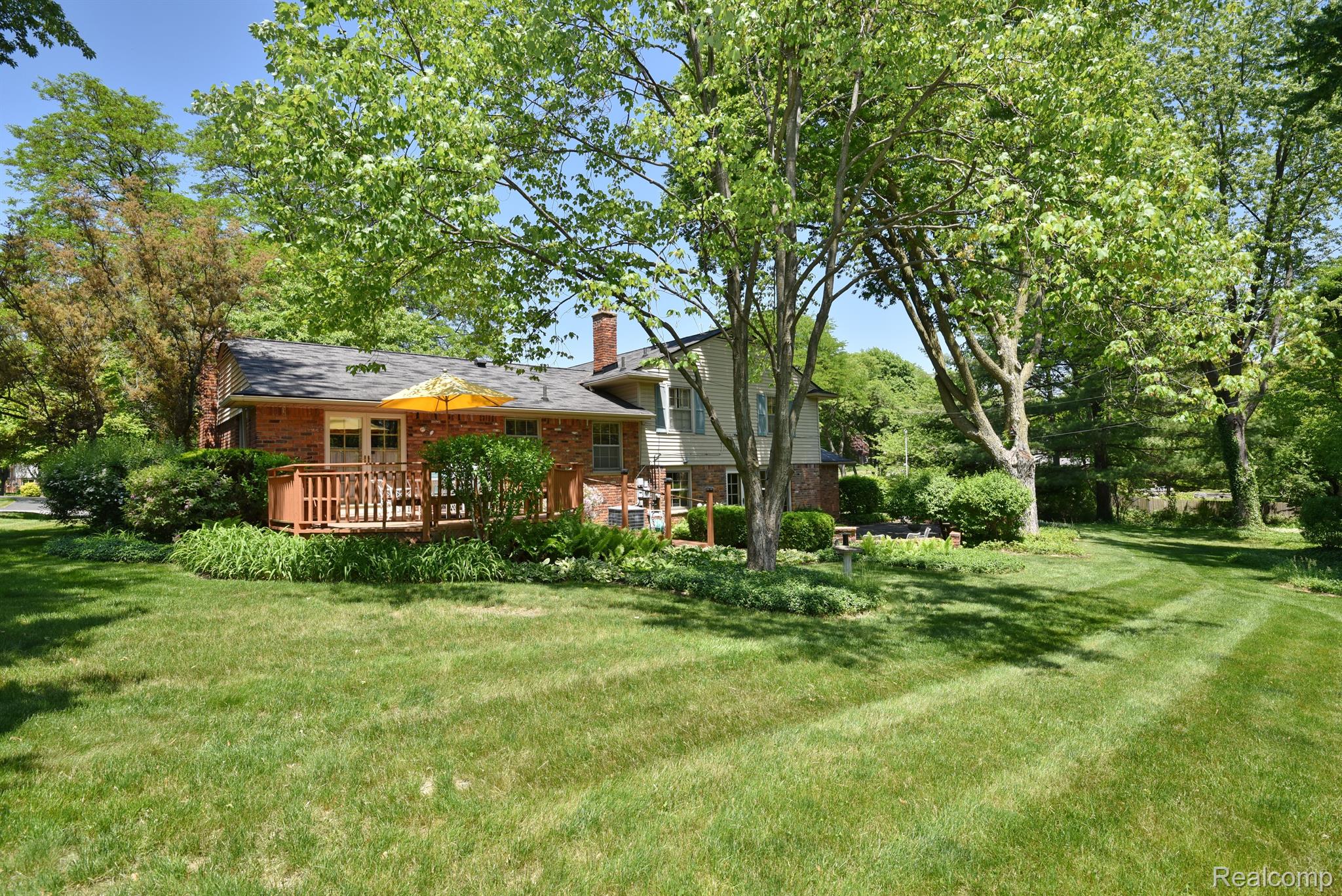 1010 Rock Spring Road Bloomfield Hills, MI 48304 - Photo 2 of 45 Gallery Image 2