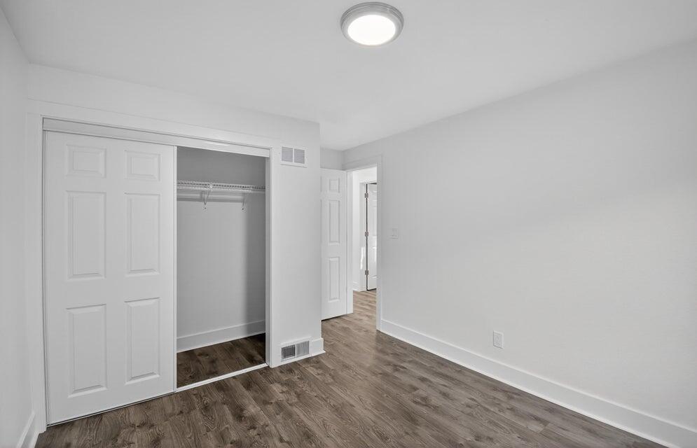 1214 Illinois Street Racine, WI 53405 - Photo 18 of 21 20251028174116033280000000-o