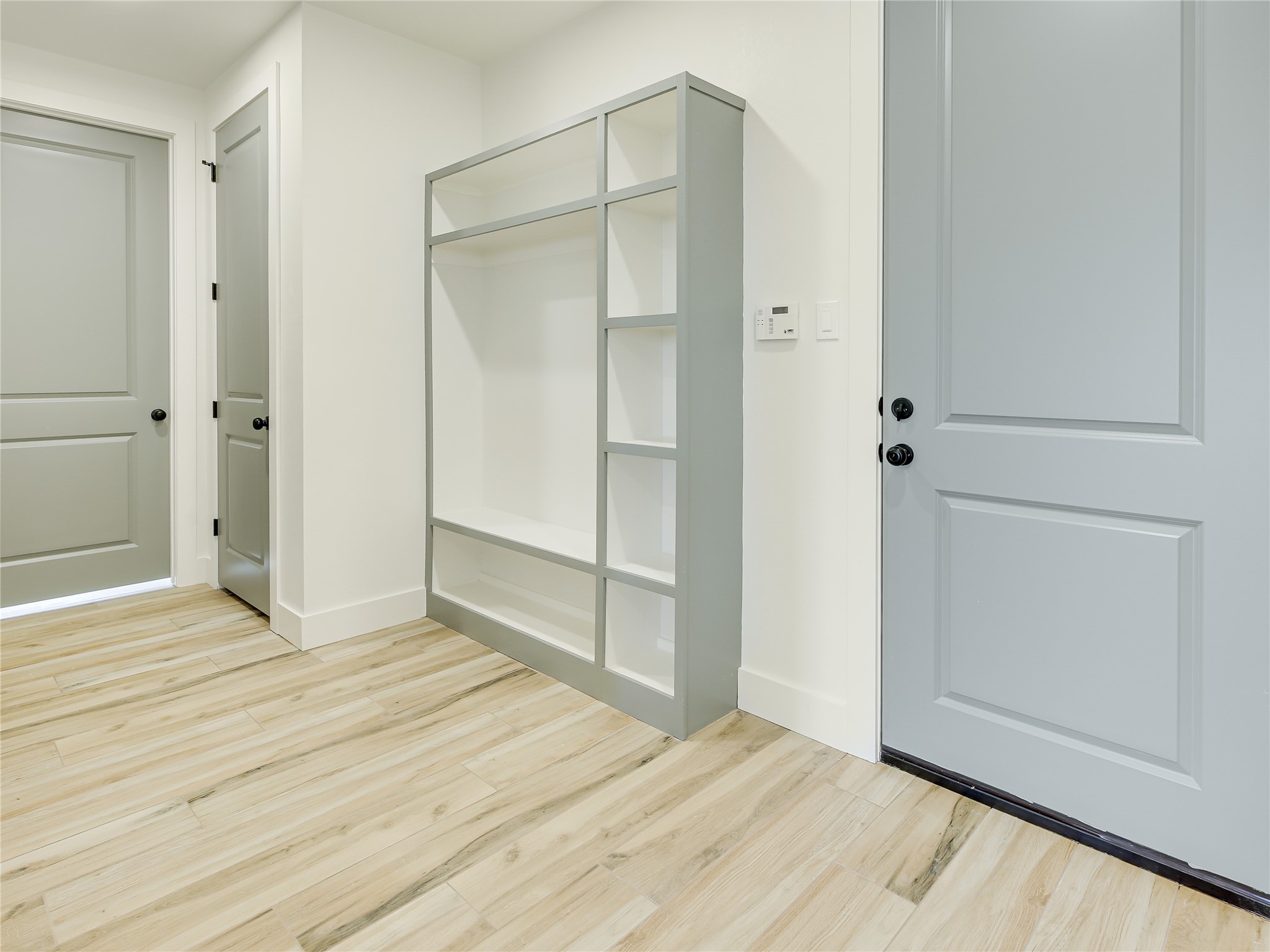 643 Chuckwagon Trail Angleton, TX 77515 - Photo 33 of 37 Mud Room