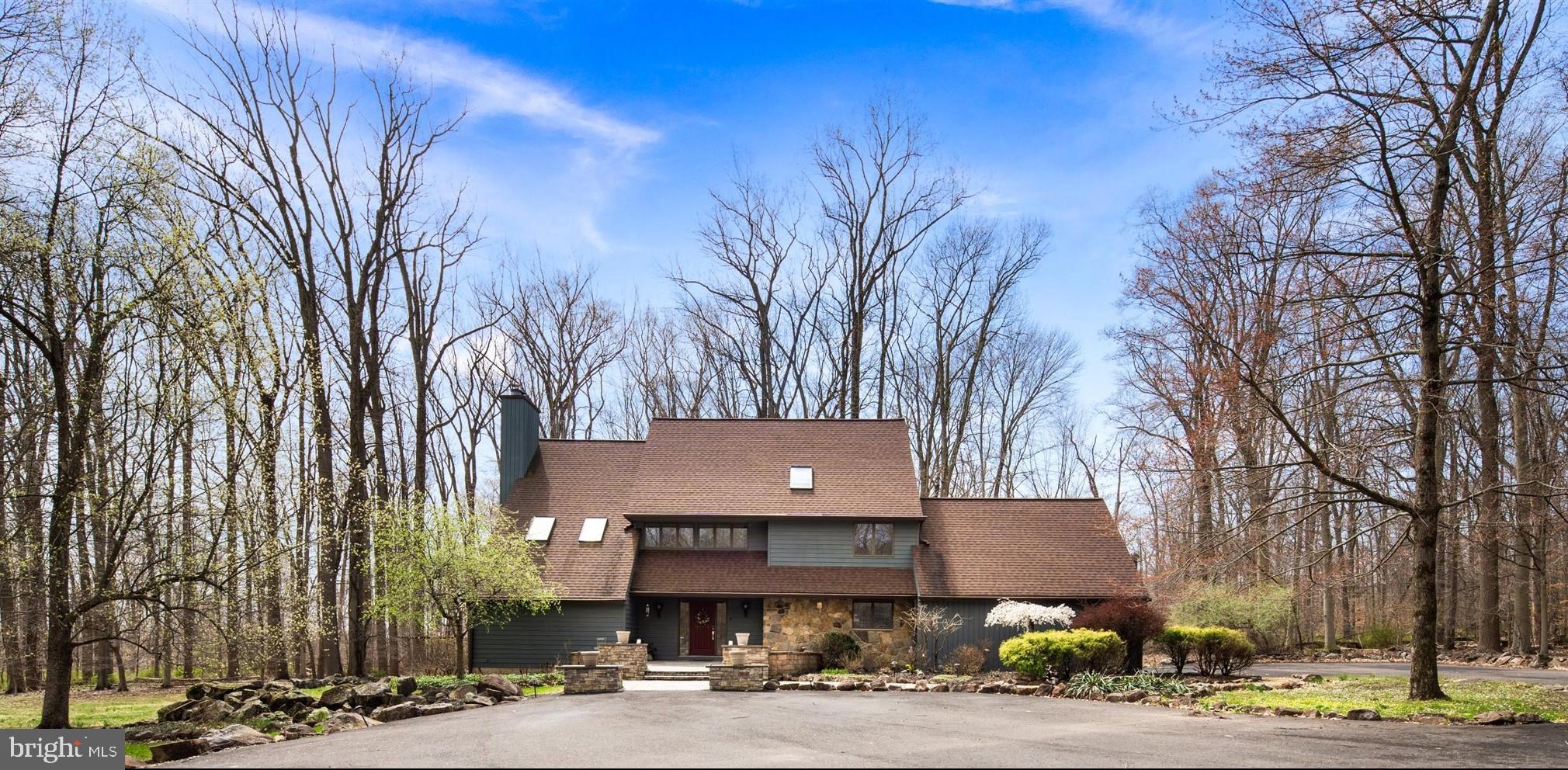 100 Woosamonsa Road Pennington, NJ 08534 - Photo 2 of 38