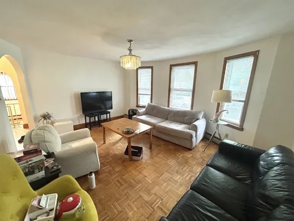 $4,500 | 89 Lincoln Street, Unit 1, Cambridge, MA 02141