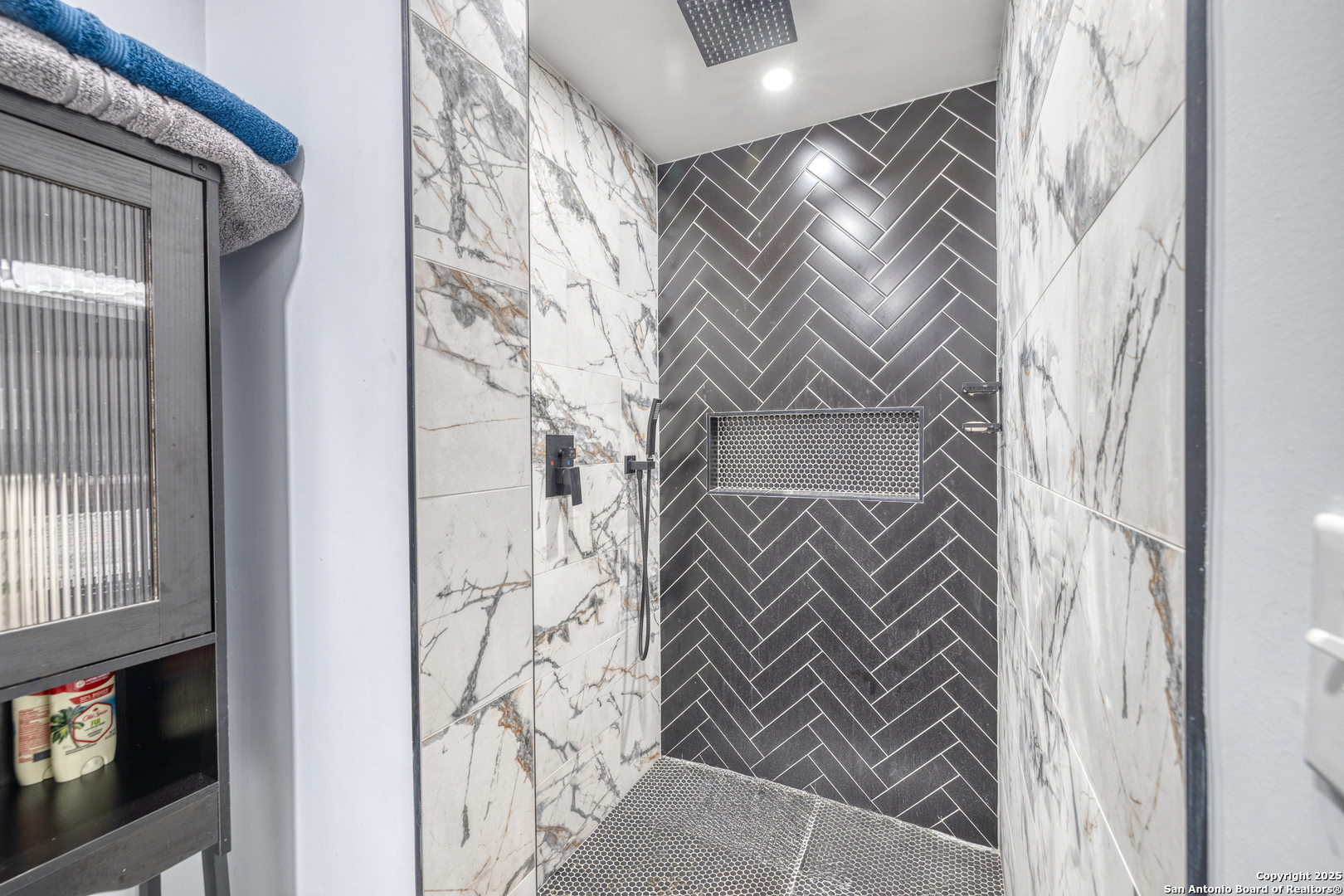 208 West Sabinal Street Uvalde, TX 78801 - Photo 14 of 22