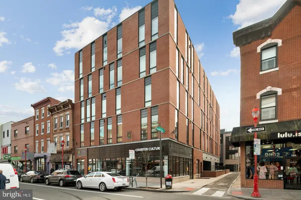 $1,627 | 514 South Street, Unit 205, Philadelphia, PA 19147