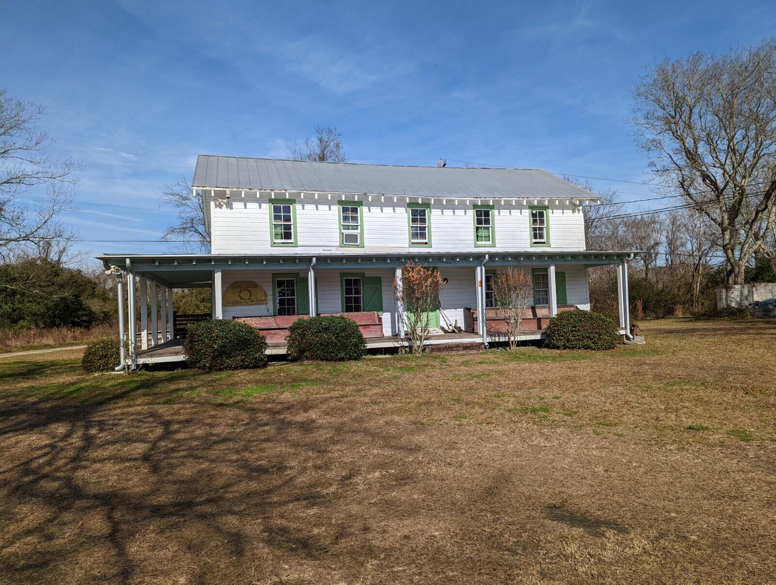 2170 Mcneil Washington Road Charleston, SC 29412 - Photo 2 of 6 PXL_20230103_162508437 (1)