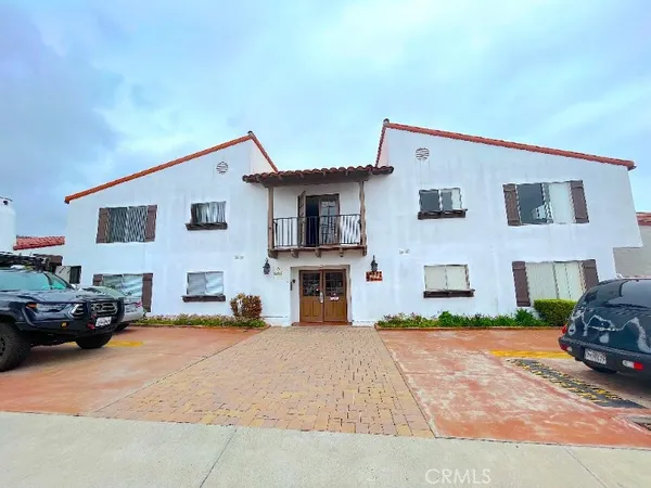 $2,345 | 147 Avenida Serra, Unit 113, San Clemente, CA 92672
