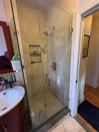 $7,500 | 329 East Chester Street, Long Beach, NY 11561