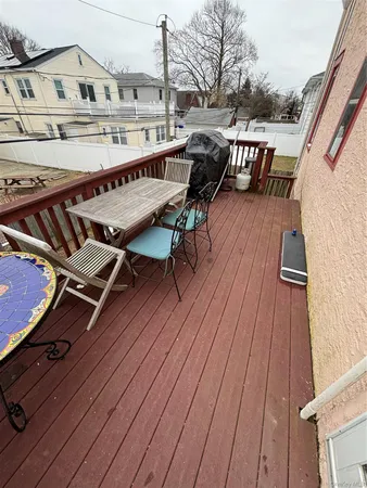 $7,500 | 329 East Chester Street, Long Beach, NY 11561