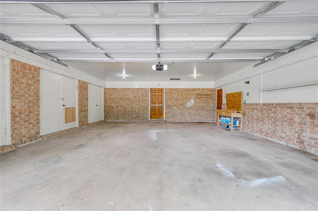 307 Daingerfield Street Naples, TX 75568 - Photo 21 of 24 Garage
