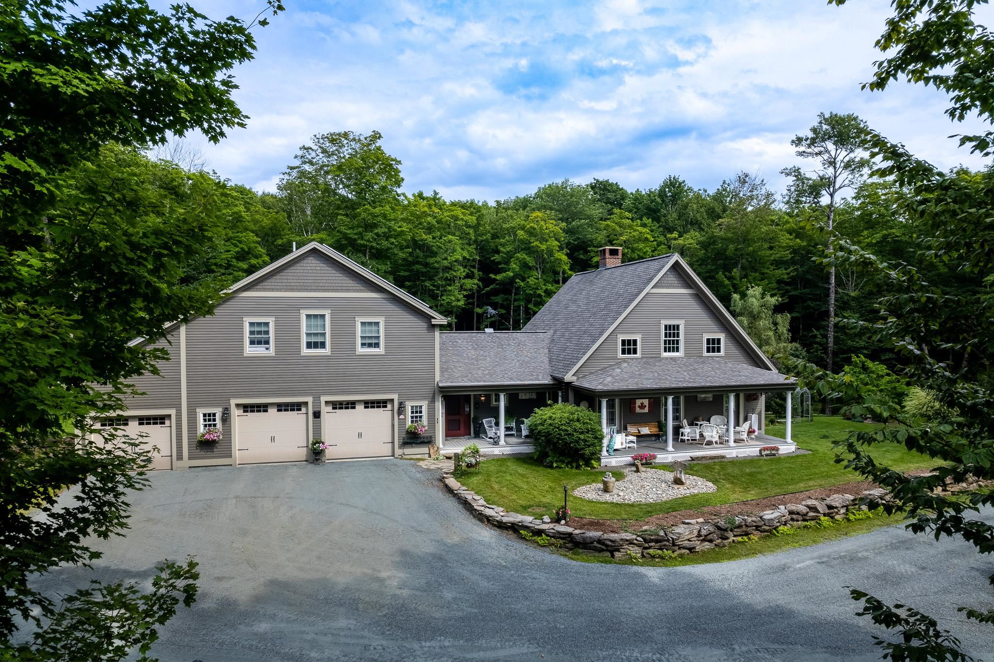 504 Chapel Hill Road Norwich, VT 05055 - Photo 2 of 28