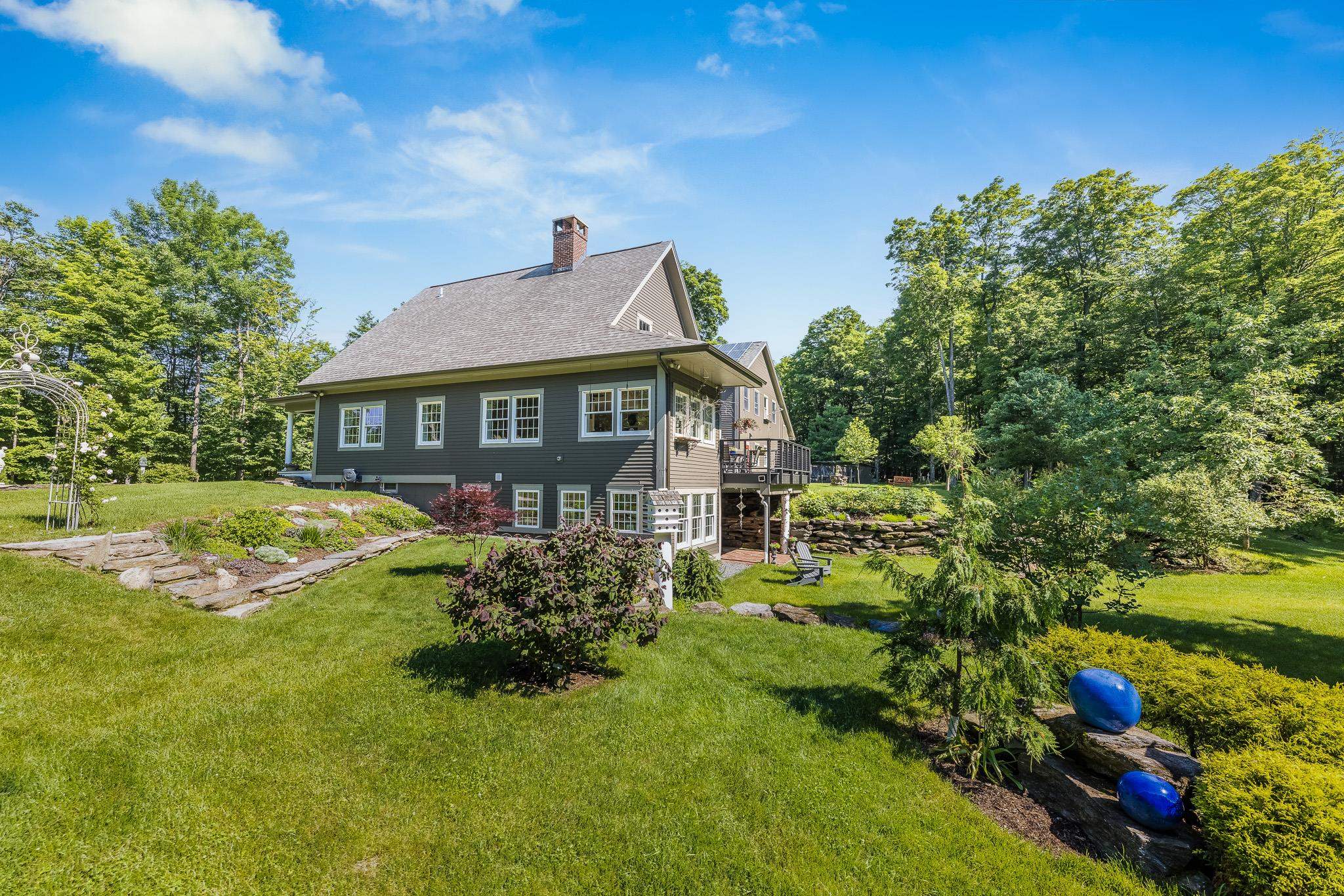 504 Chapel Hill Road Norwich, VT 05055 - Photo 3 of 28