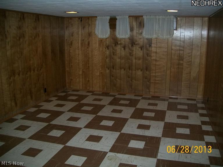 10913 West Pleasant Valley Road Cleveland, OH 44130 - Photo 7 of 7 Gallery Image 7