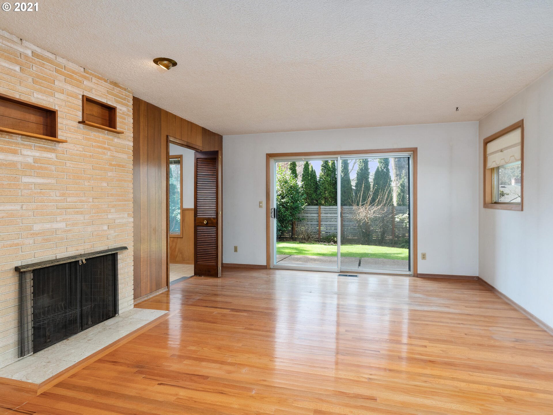 10960 Southwest Butner Road Portland, OR 97225 - Photo 11 of 26 Gallery Image 11