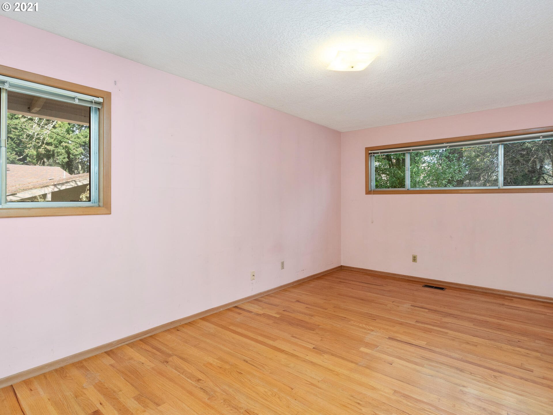 10960 Southwest Butner Road Portland, OR 97225 - Photo 16 of 26 Gallery Image 16