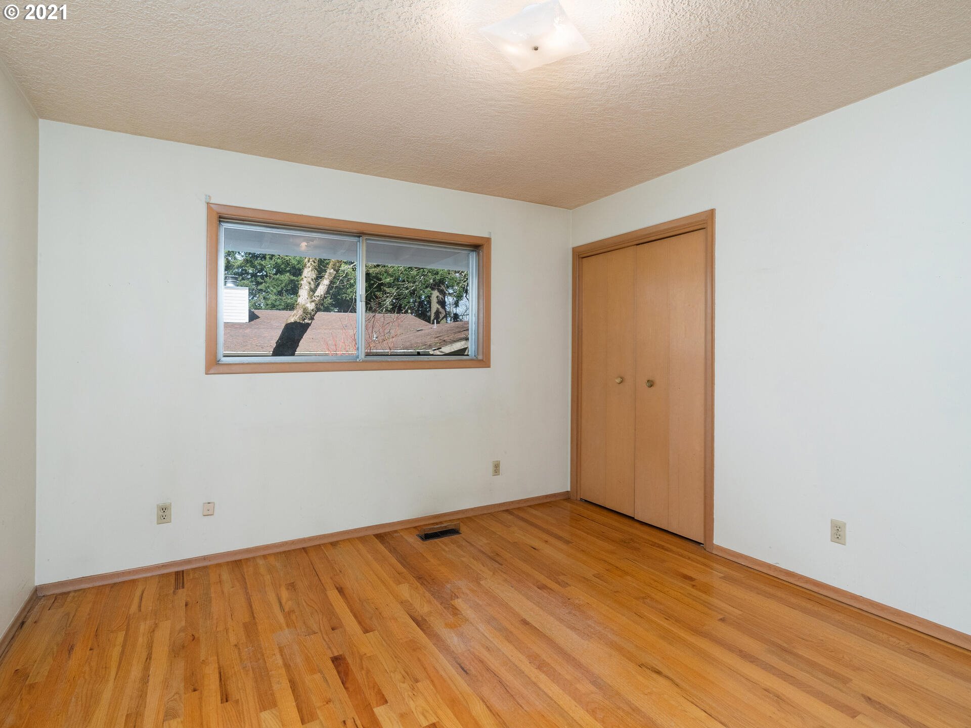 10960 Southwest Butner Road Portland, OR 97225 - Photo 17 of 26 Gallery Image 17