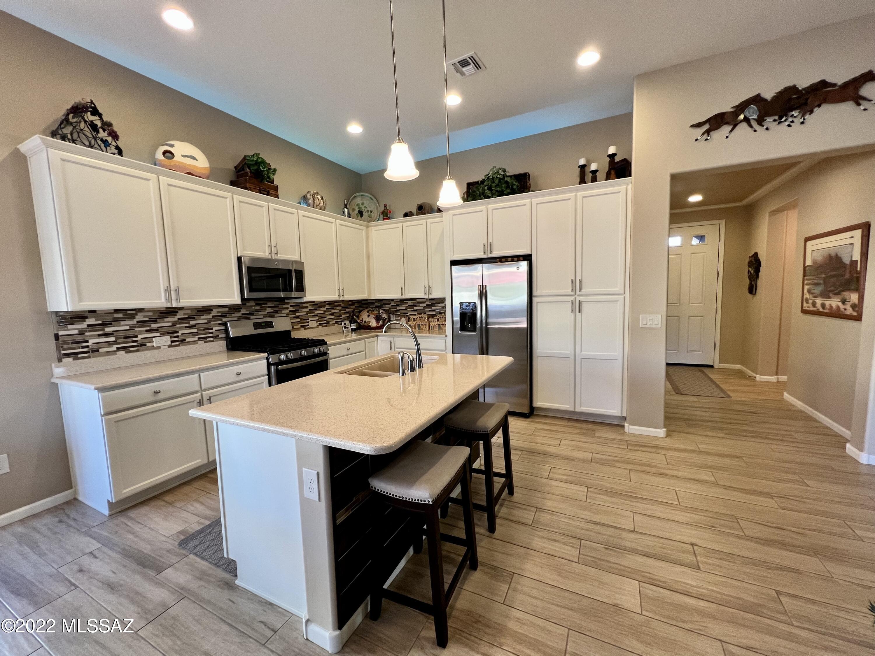 62622 East Border Rock Road Tucson, AZ 85739 - Photo 4 of 29