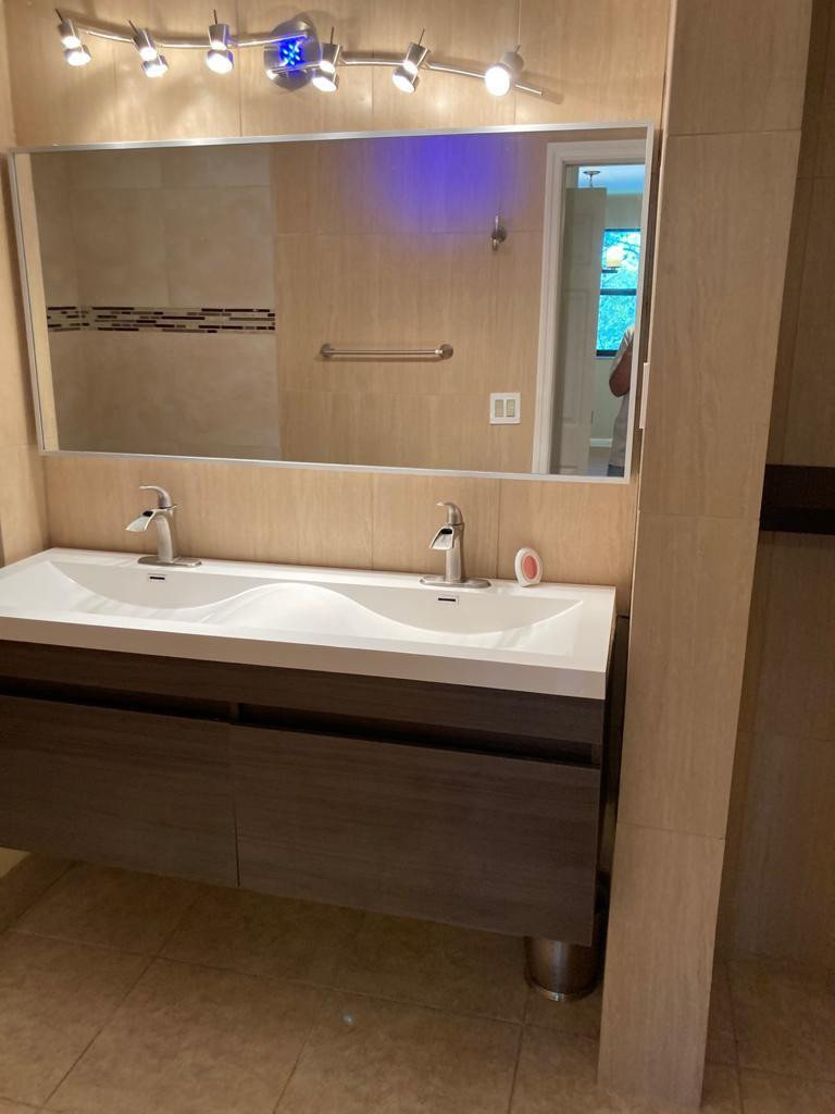 585 Racquet Club Road, Unit 7 Weston, FL 33326 - Photo 7 of 8 Photo 7