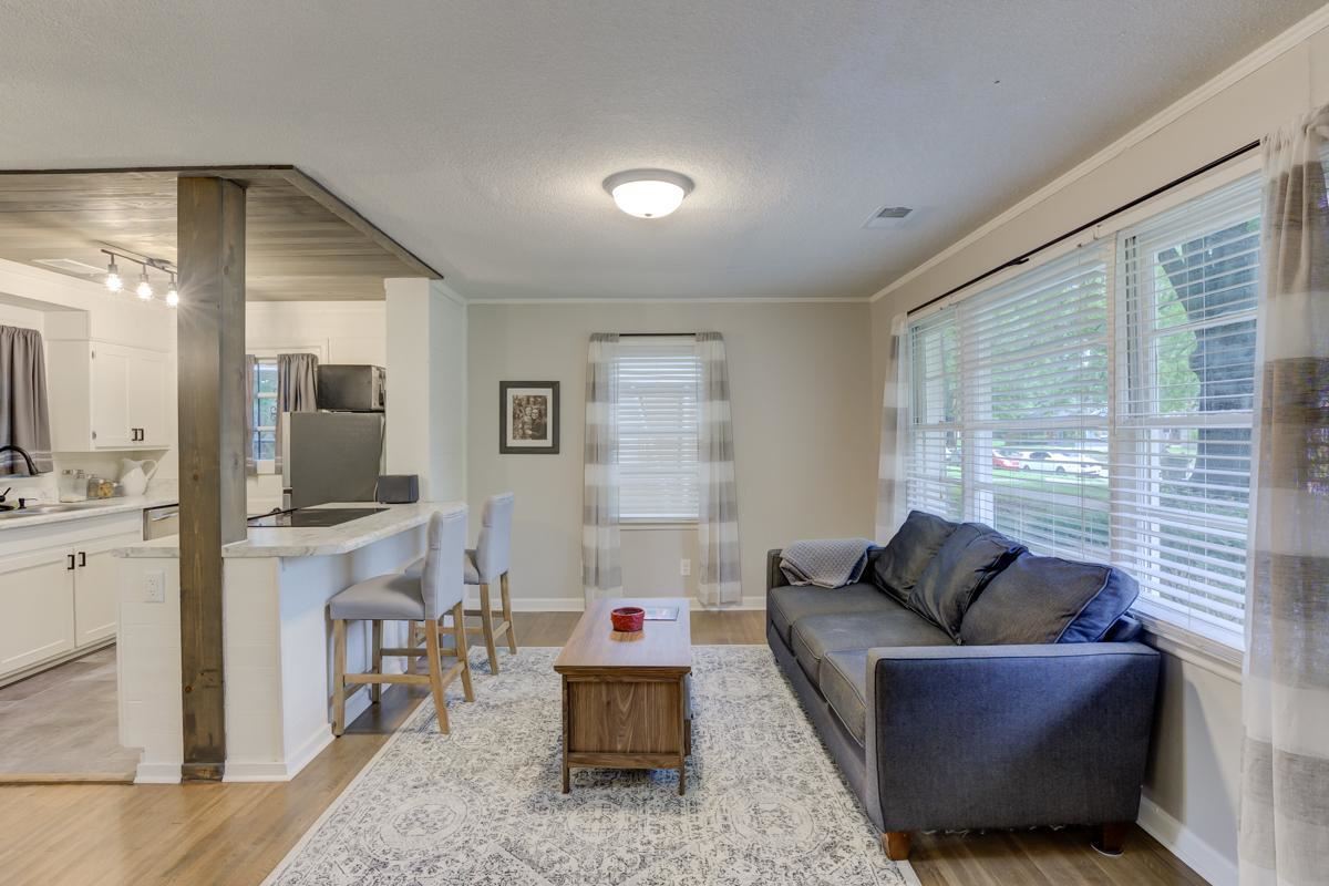 4555 Verne Road Memphis, TN 38117 - Photo 4 of 17