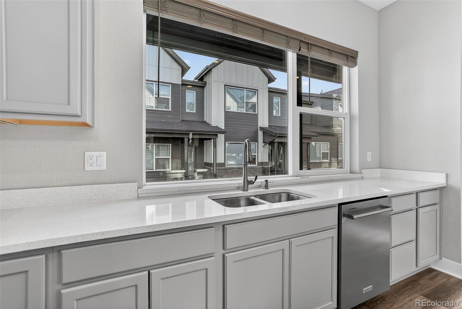 5181 Vivian Street Wheat Ridge, CO 80033 - Photo 16 of 48