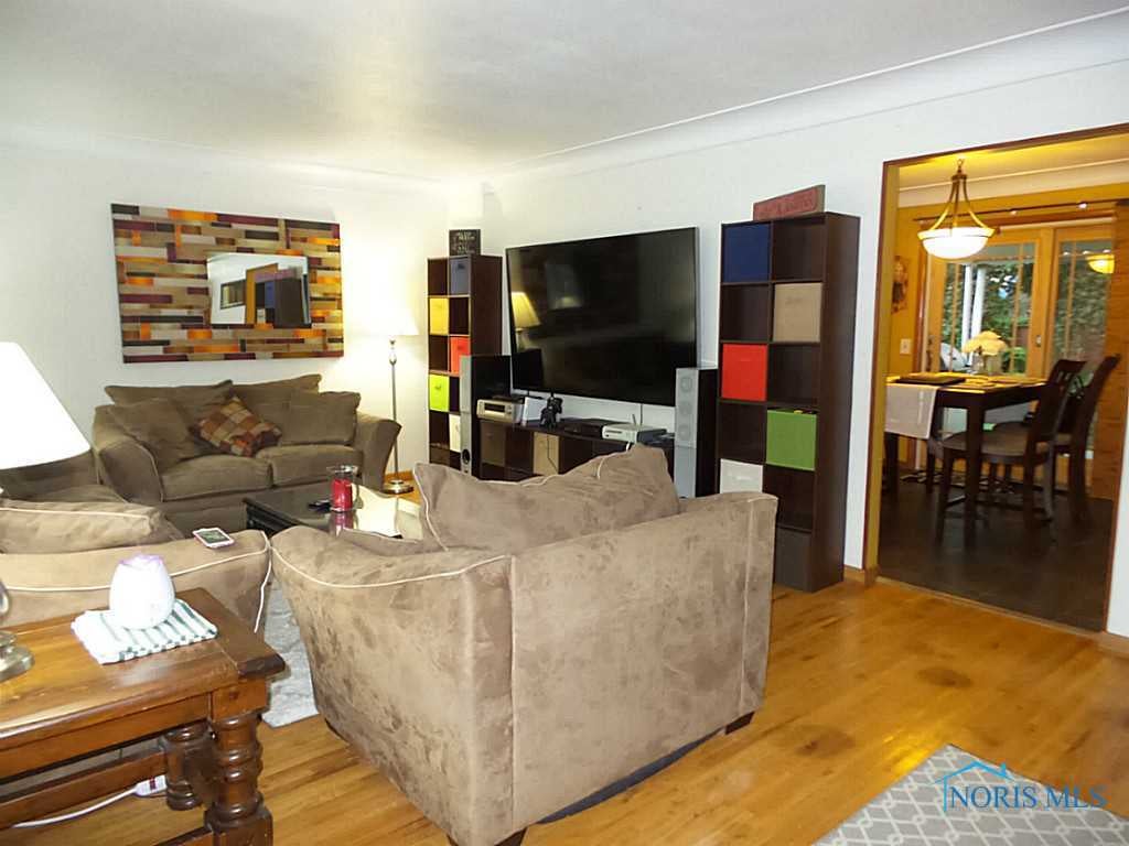 3619 Robin Road Toledo, OH 43623 - Photo 3 of 19 Gallery Image 3