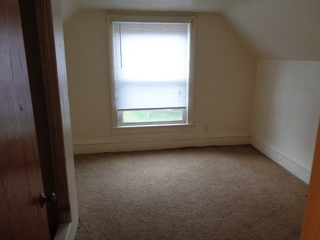 444 Forest Avenue Rockford, IL 61101 - Photo 10 of 11