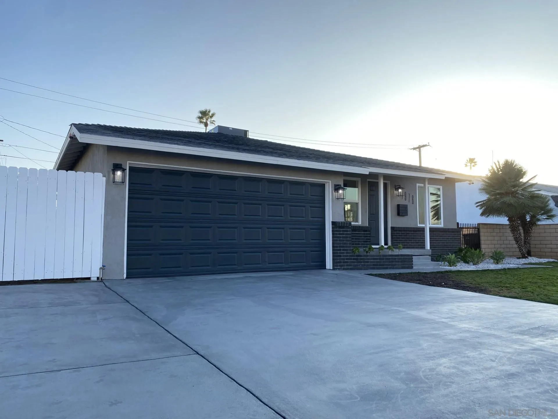 1976 3rd Street Riverside, CA 92507 - Photo 2 of 43 front view of a house