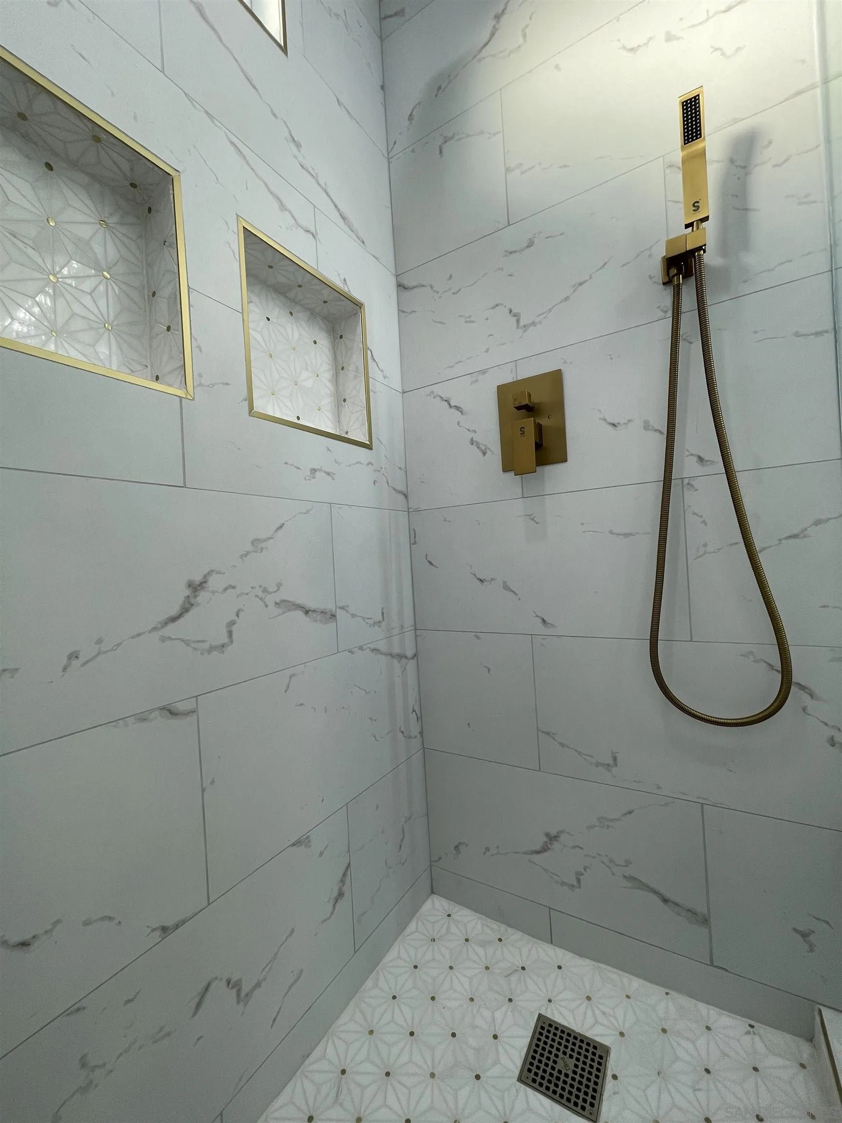 1976 3rd Street Riverside, CA 92507 - Photo 33 of 43 a bathroom with a shower