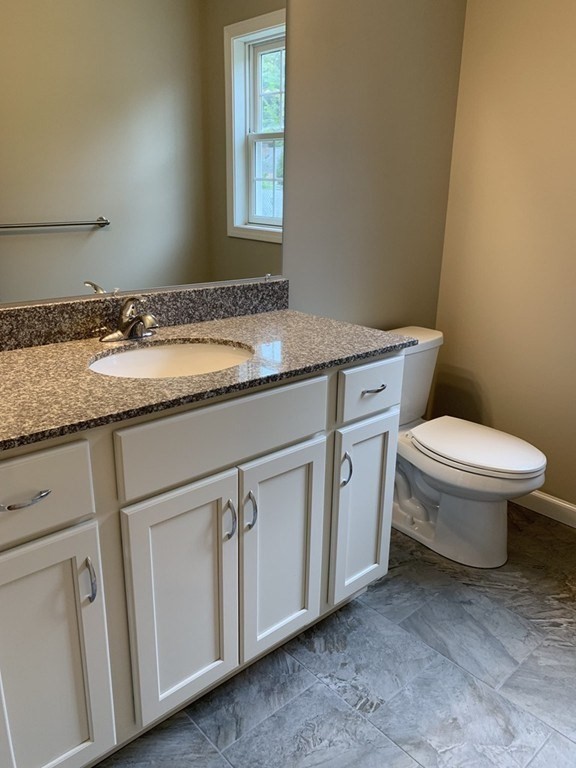 109 Wilton Street Springfield, MA 01109 - Photo 11 of 26