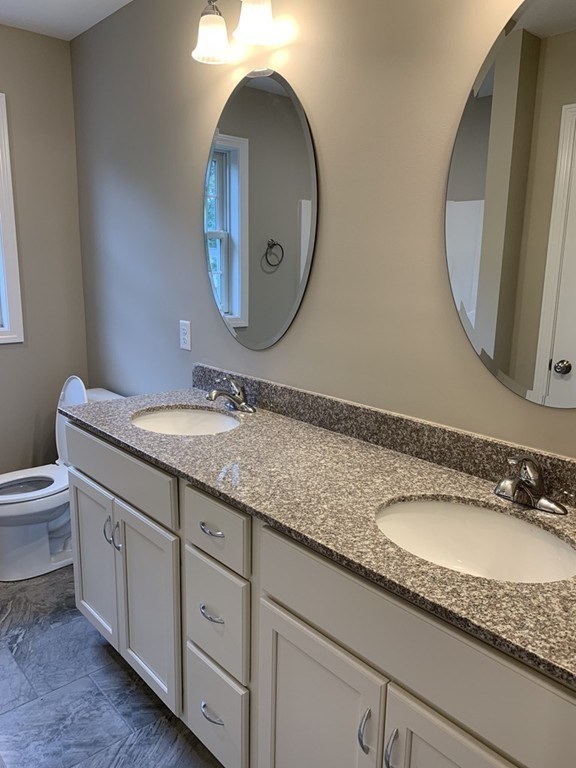 109 Wilton Street Springfield, MA 01109 - Photo 18 of 26
