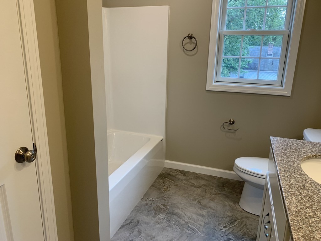 109 Wilton Street Springfield, MA 01109 - Photo 19 of 26