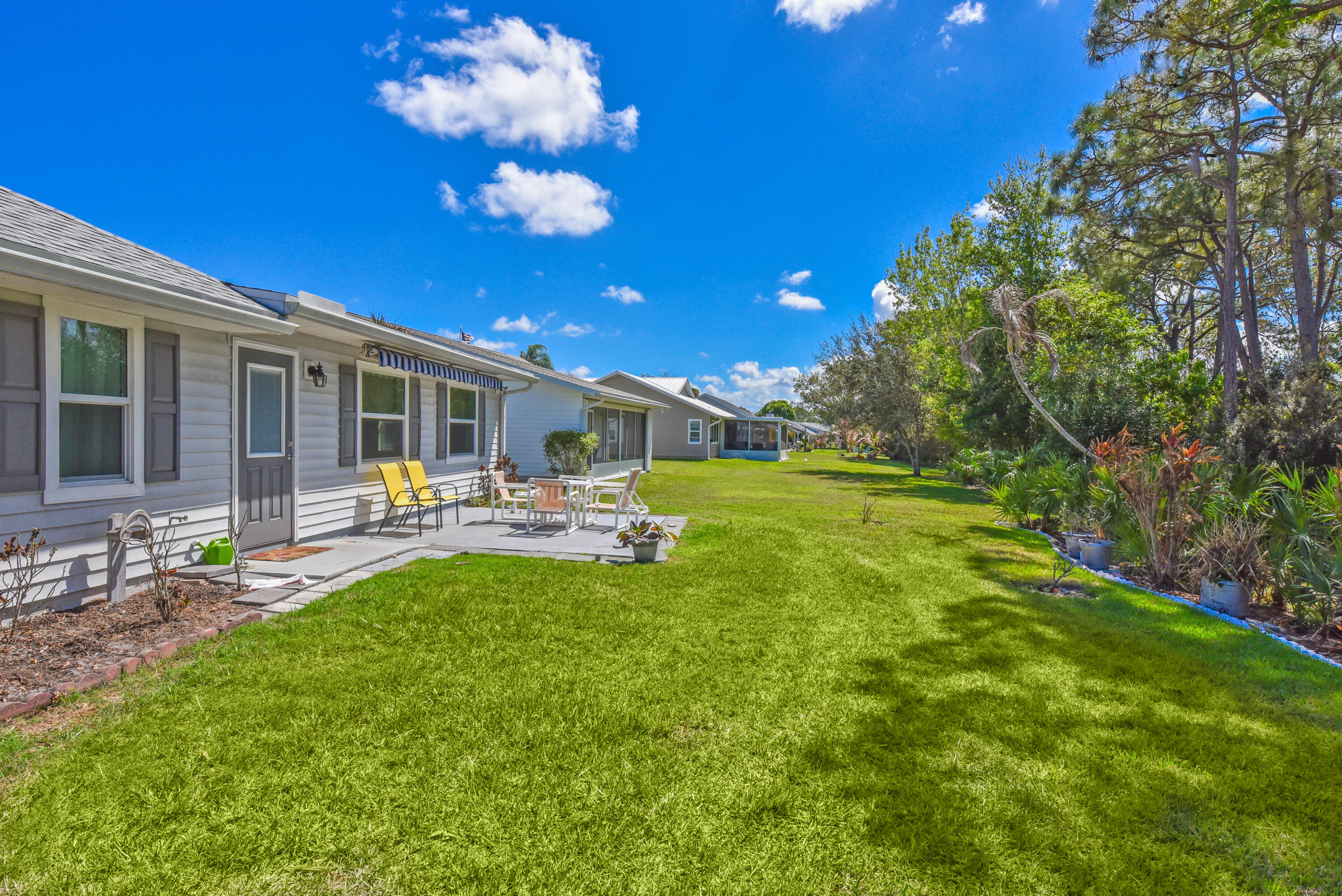 6940 Southeast Lillian Court Stuart, FL 34997 - Photo 24 of 28 Retractable Awning