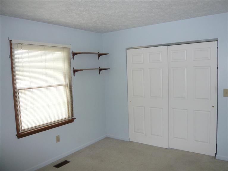 5660 Rapid Run Road, Unit 5 Cincinnati, OH 45238 - Photo 8 of 10