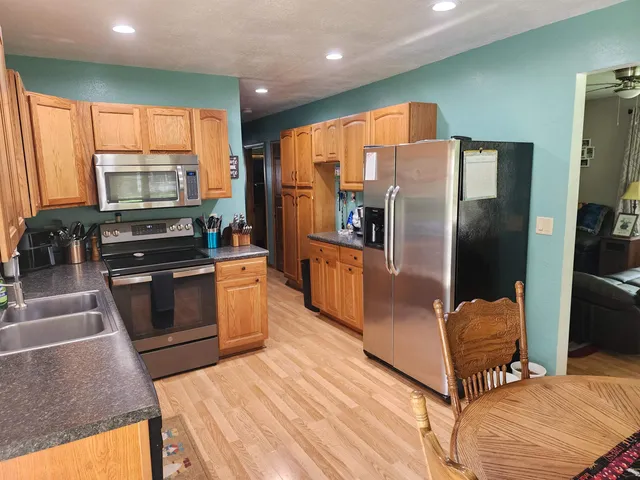 $285,000 | E1761 Amy Street, Waupaca, WI 54981