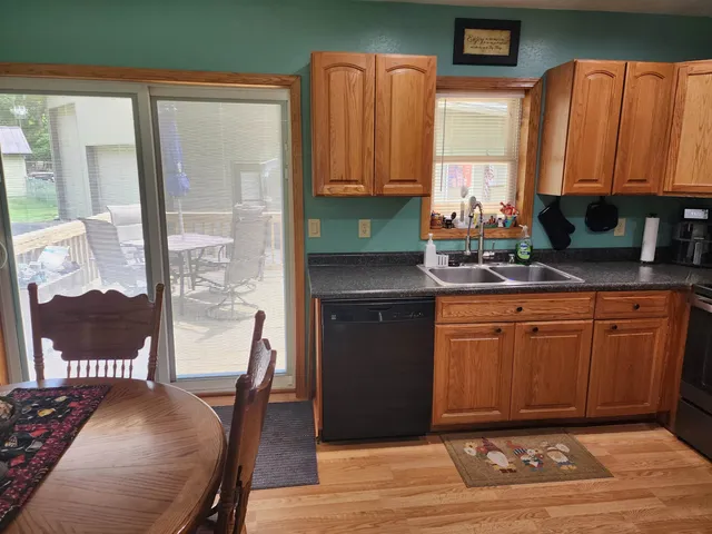 $285,000 | E1761 Amy Street, Waupaca, WI 54981