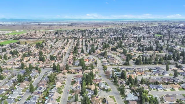 $555,777 | 1860 Saratoga Court, Yuba City, CA 95993