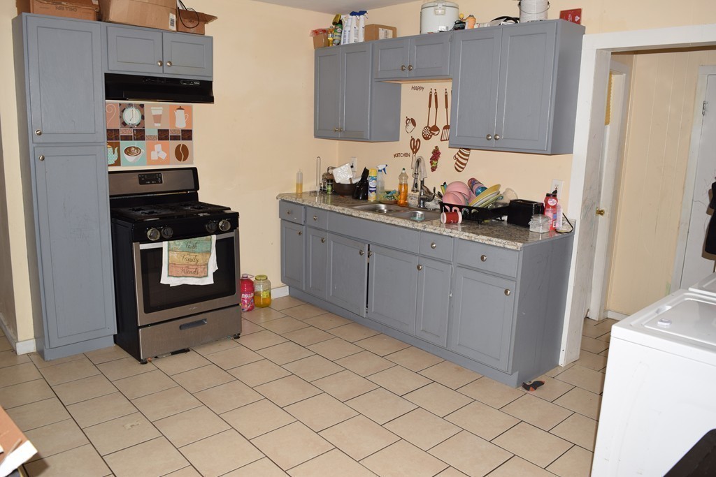 257-259 East Street Springfield, MA 01104 - Photo 18 of 34
