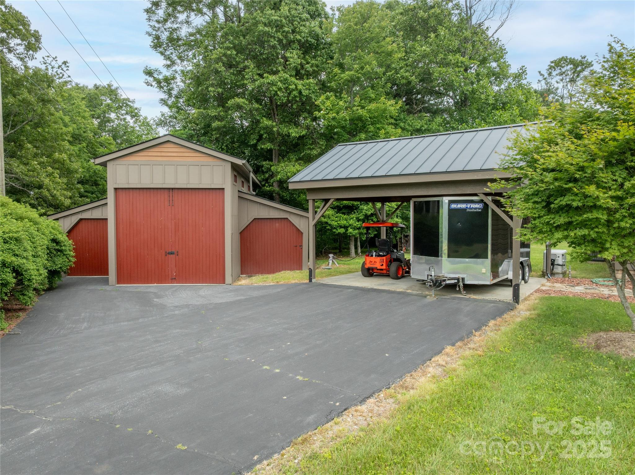4862 Pinnacle Mountain Road Zirconia, NC 28790 - Photo 30 of 44