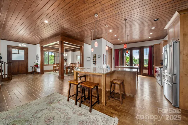 $1,750,000 | 4862 Pinnacle Mountain Road, Zirconia, NC 28790