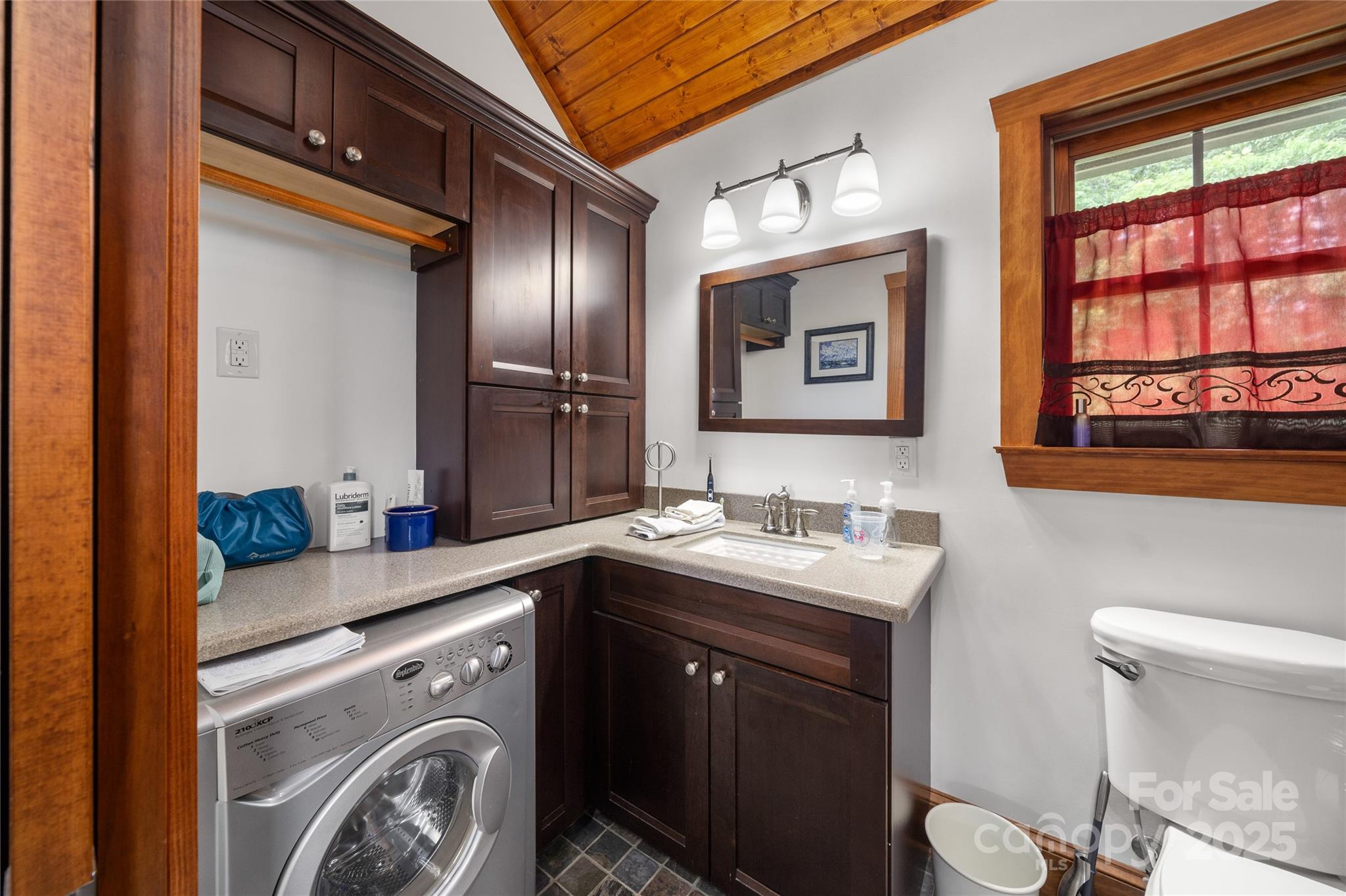 4862 Pinnacle Mountain Road Zirconia, NC 28790 - Photo 37 of 44