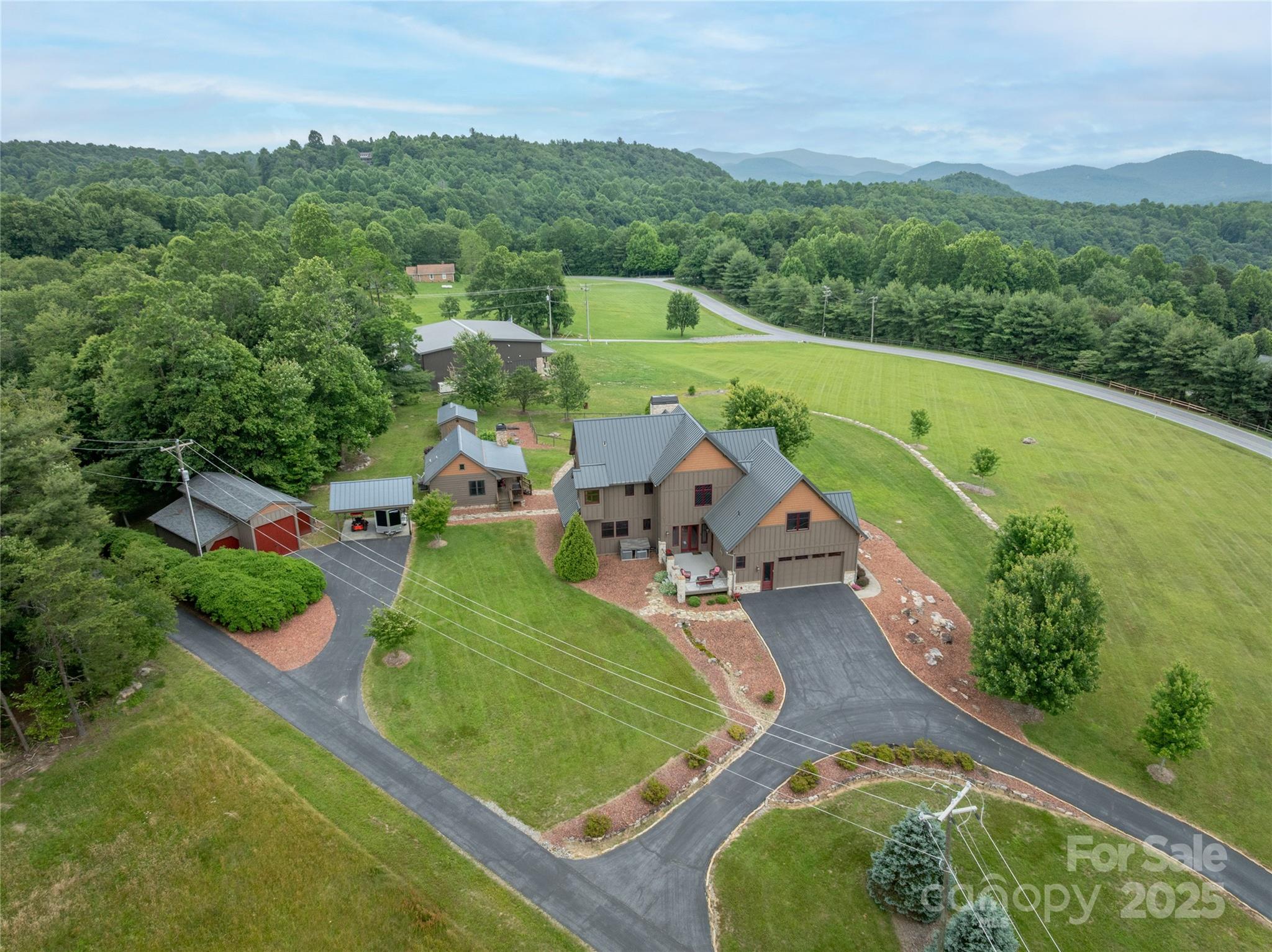 4862 Pinnacle Mountain Road Zirconia, NC 28790 - Photo 40 of 44